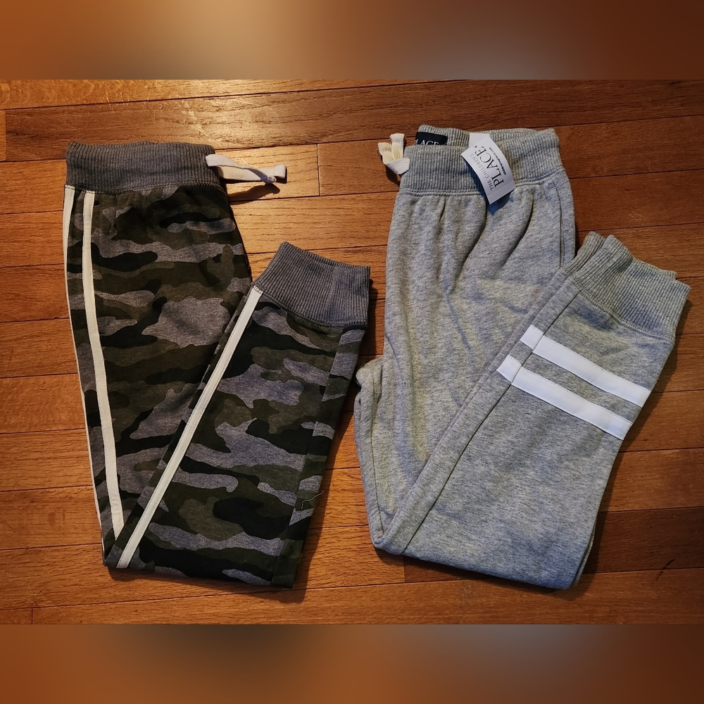 The Children's Place Boys Sz M Sweatpant set of 2